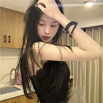 二龙湖村暖花开2海报
